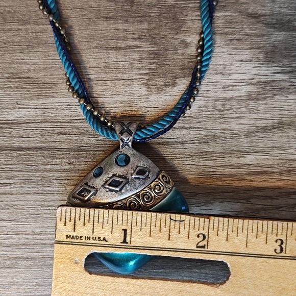 Chico's Pendant Necklace Beaded Braided Cord Silver Tone Swirl Jewelry‎ - Picture 9 of 12